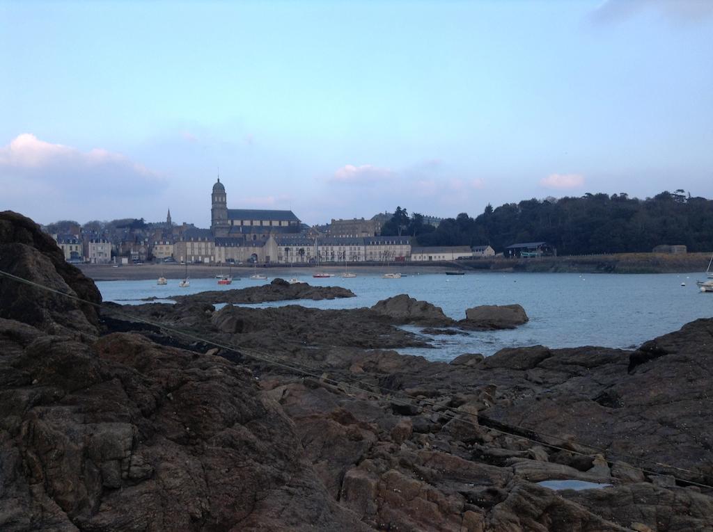 Le Repaire Du Corsaire Apartment Saint-Malo Room photo